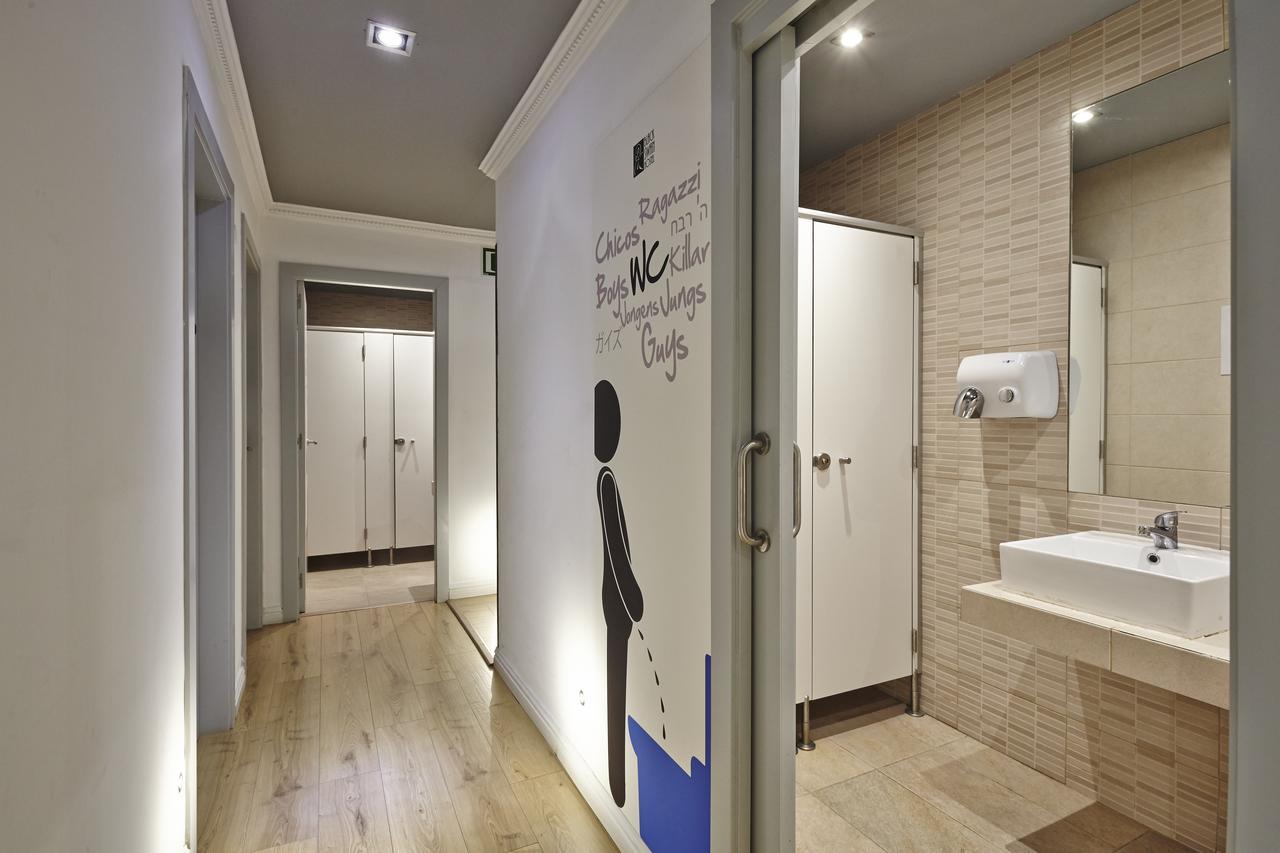 Black Swan Hostel Barcelona Luaran gambar